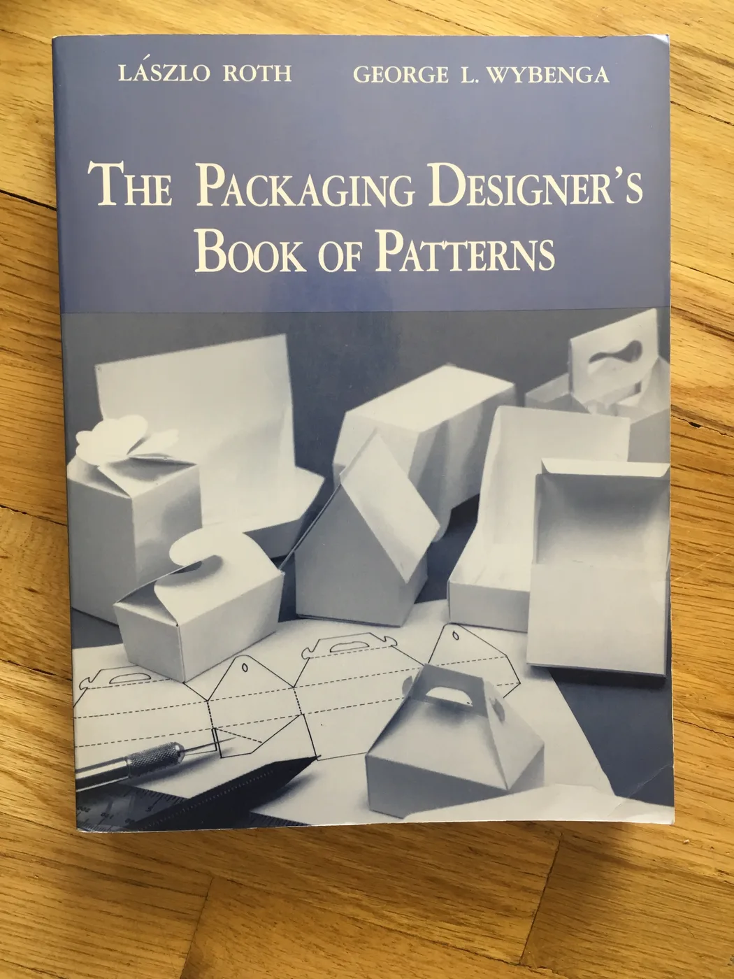The Packaging Designer's Book of Patterns — Front Cover