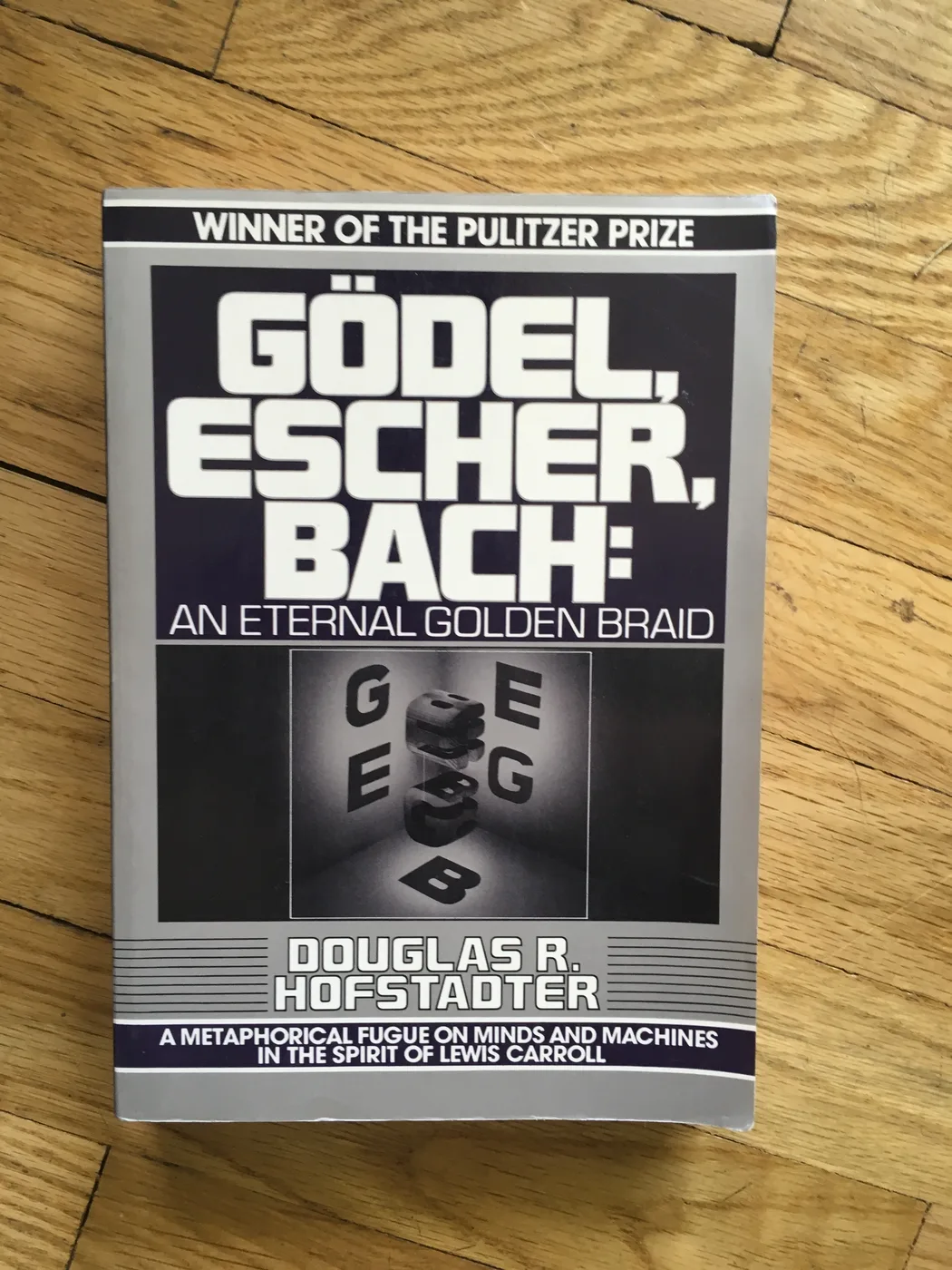 Gödel, Escher, Bach: An Eternal Golden Braid — Front Cover